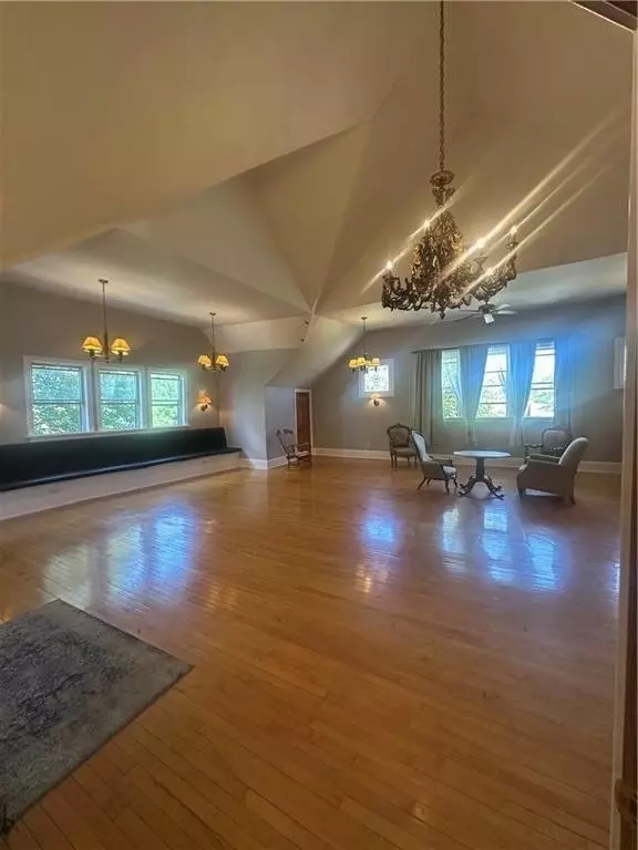 Cranston, RI 02905,14 Bartlett #1