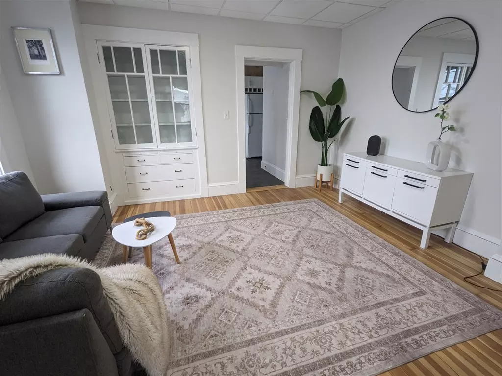 Boston, MA 02128,36 Leyden St #2