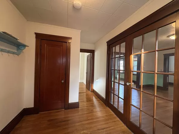 Boston, MA 02120,155-157 Hillside St #1