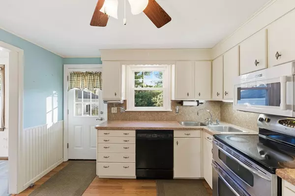 Agawam, MA 01001,83 Harvey Johnson Drive