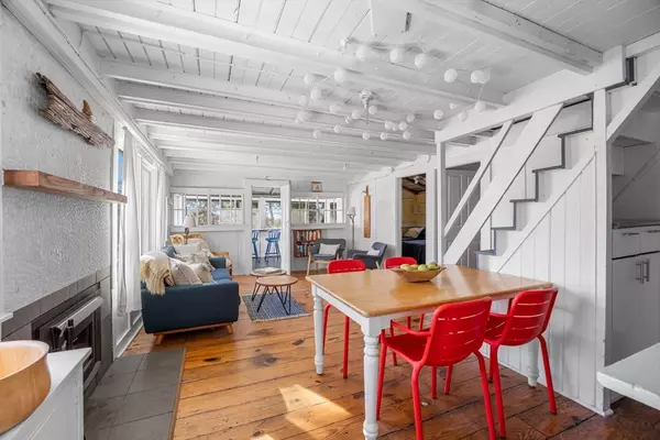 Truro, MA 02666,2 Meetinghouse Road #Unit 2