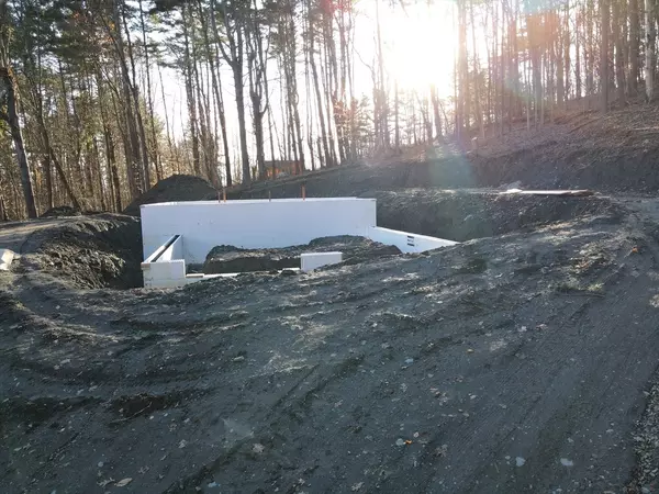 Bernardston, MA 01337,56 Brattleboro Rd