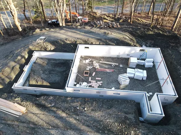 Bernardston, MA 01337,56 Brattleboro Rd