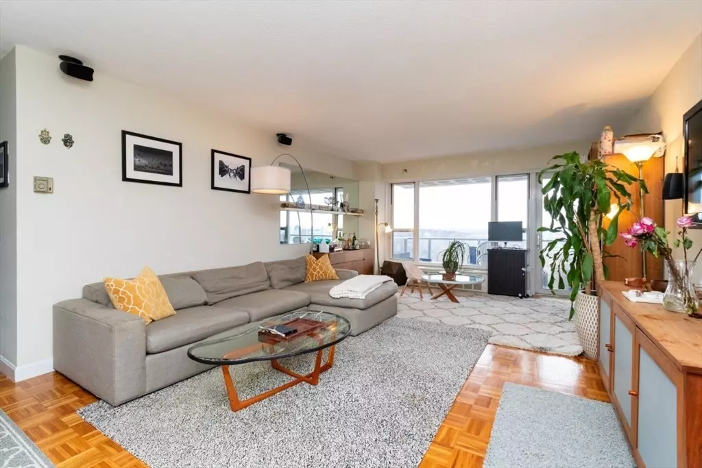 Boston, MA 02130,111 Perkins Street #282