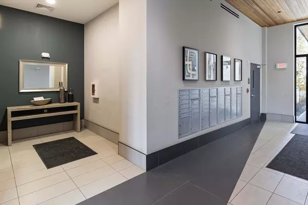 Boston, MA 02128,340 Bremen Street