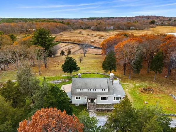 2 Noahs Hill Way #2, Essex, MA 01929