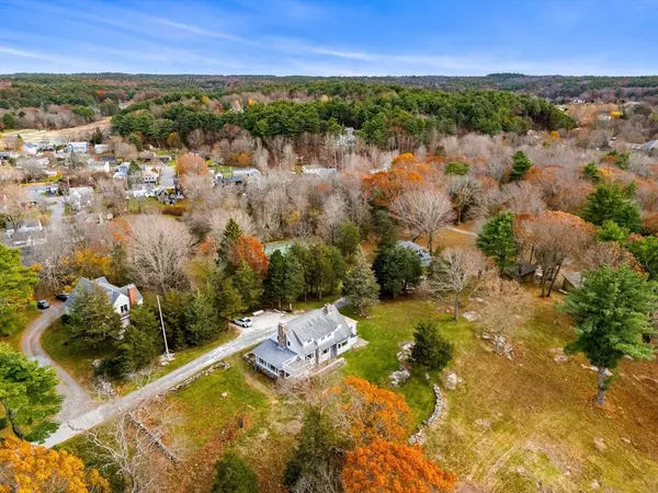 Essex, MA 01929,1 Noahs Hill Way