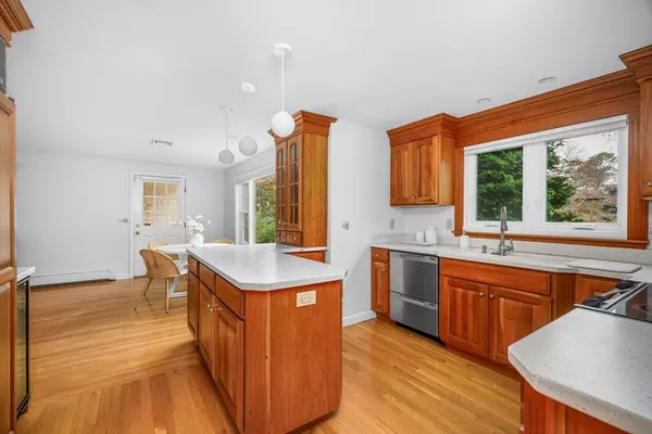 Barnstable, MA 02635,239 Clamshell Cove Road