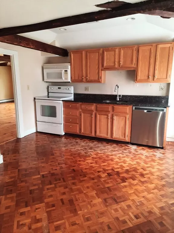 Marshfield, MA 02050,58 Main St. #2