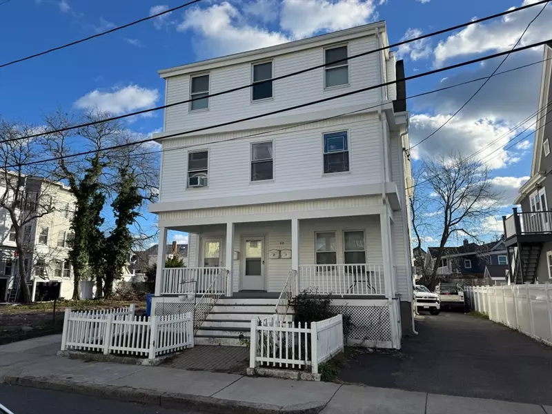 37 Trident Ave, Winthrop, MA 02152