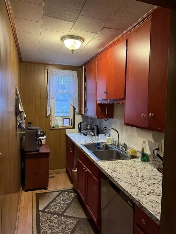 Brockton, MA 02302,18-20 N Manchester