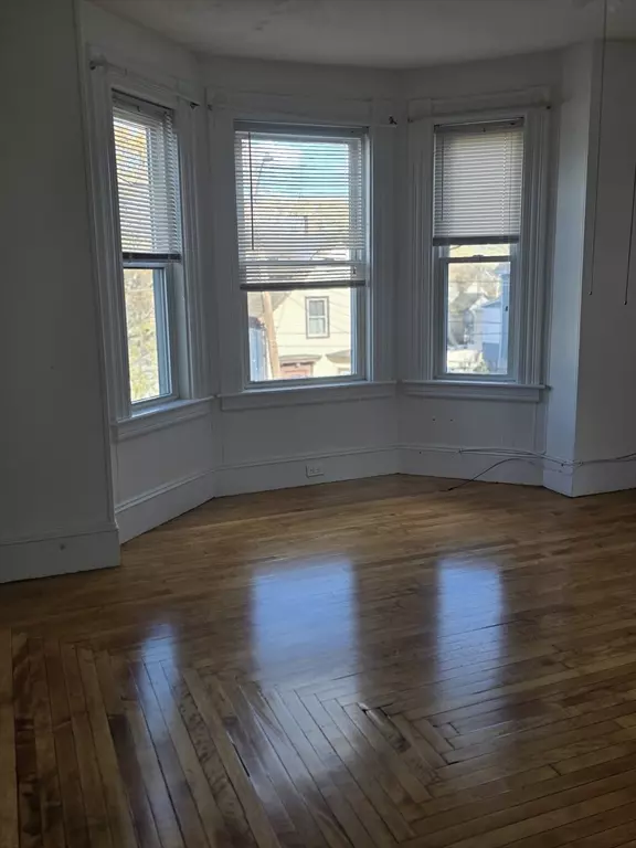 Lynn, MA 01902,47 Webster #2