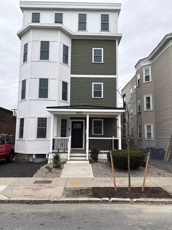 3927 Washington #3, Boston, MA 02131