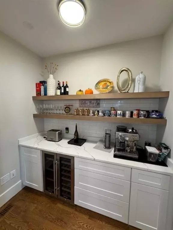 Wellesley, MA 02481,91 Seaver Street