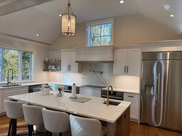 Wellesley, MA 02481,91 Seaver Street