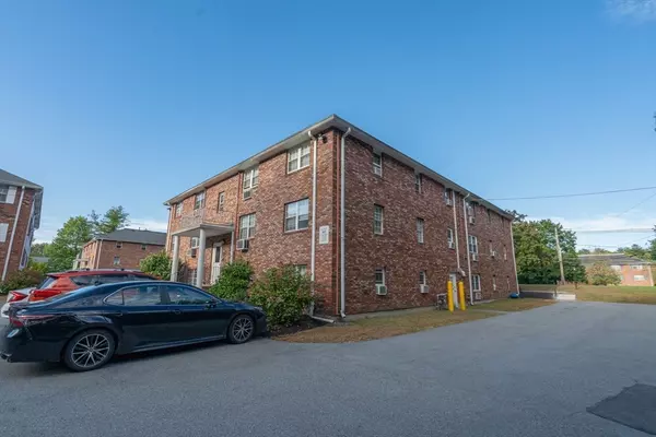 Acton, MA 01720,424 Great Rd #4