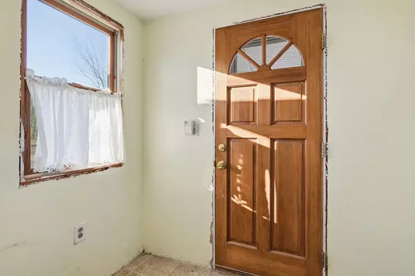 Chicopee, MA 01020,1601 Westover Rd