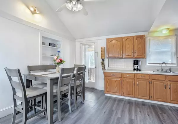 Weymouth, MA 02190,376 Pleasant  Street