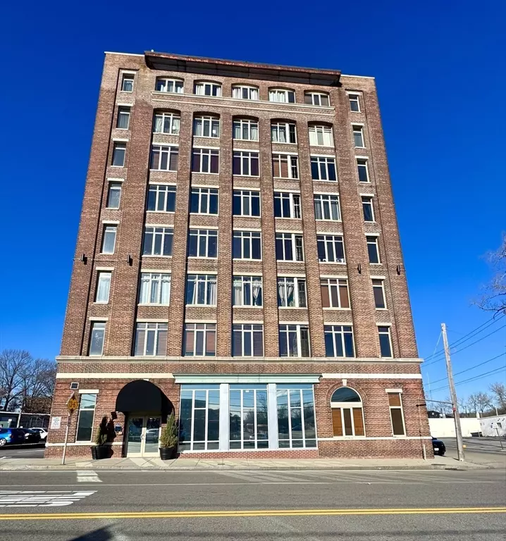 Brockton, MA 02302,146 Court Street #408