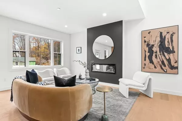 Melrose, MA 02176,12-14 Sylvan St. #2