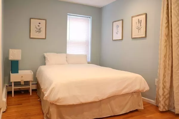 Cambridge, MA 02140,12 Regent St #2F