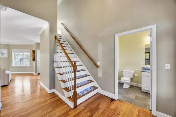 Sandwich, MA 02563,6 Dexter Ave