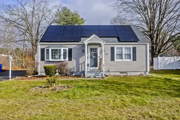 1815 Parker St, Springfield, MA 01128