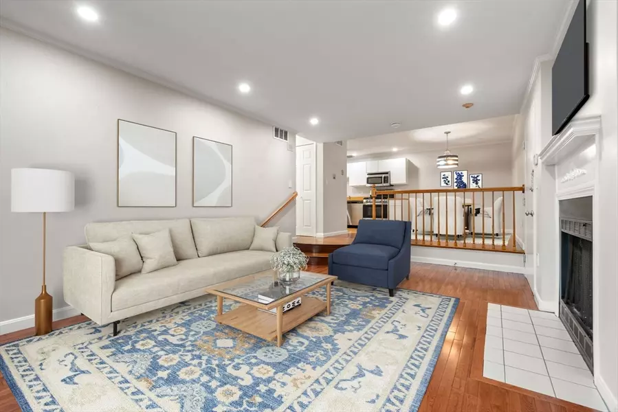 1216 Vfw Pkwy #40, Boston, MA 02132