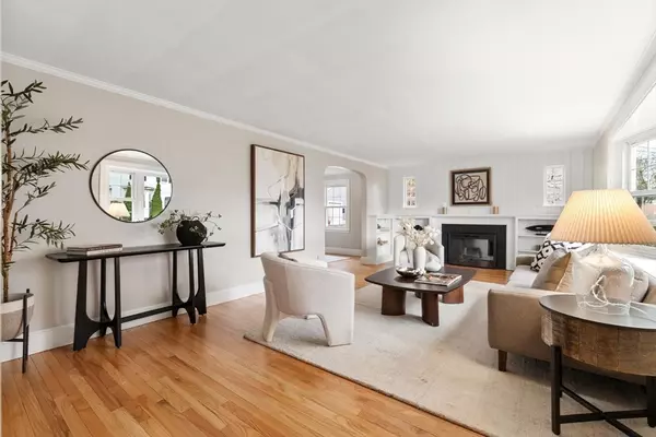 Woburn, MA 01801,8 Clinton St