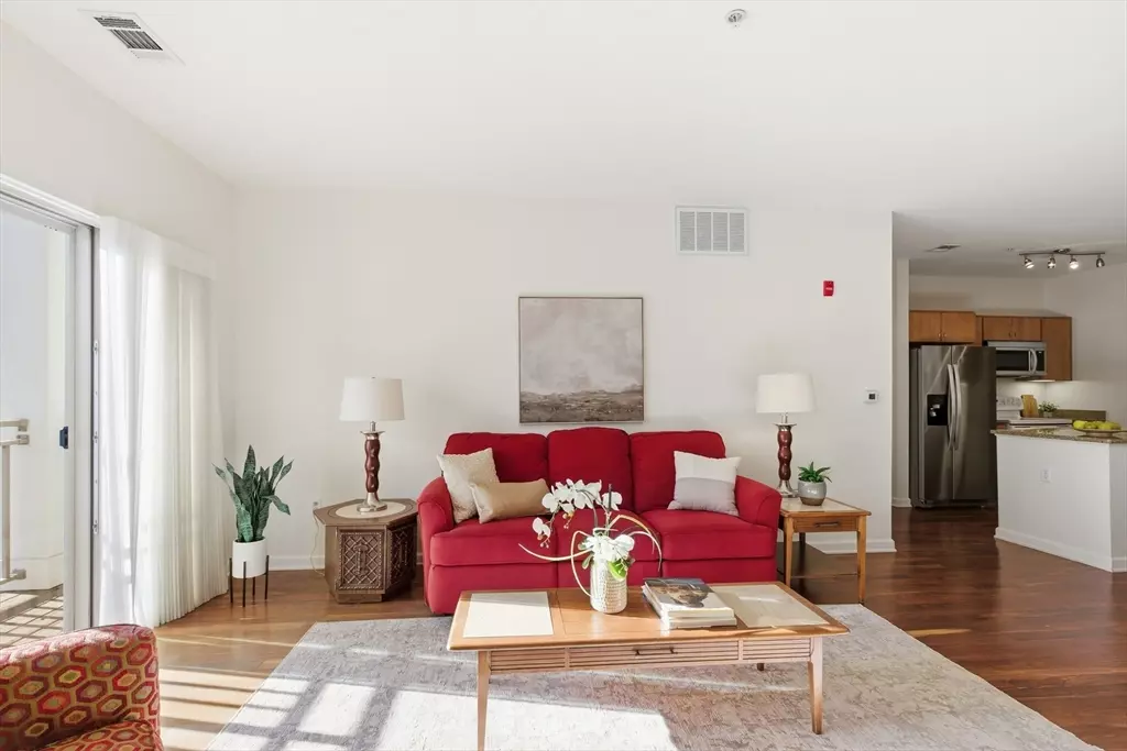 Watertown, MA 02472,3 Repton Cir #3204