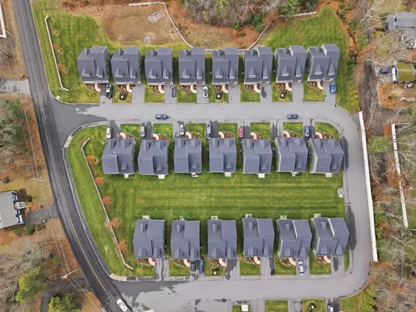 Billerica, MA 01862,18 Jaclyn's Way #18