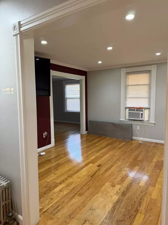 Brockton, MA 02301,31 Frost Ave