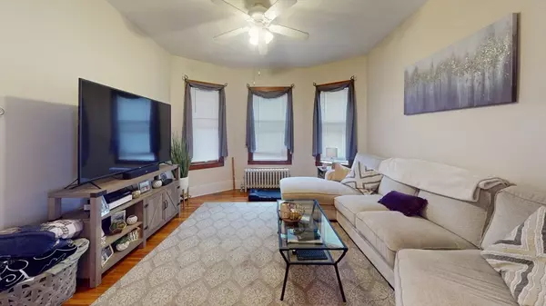 Medford, MA 02155,8 Wareham Street #1