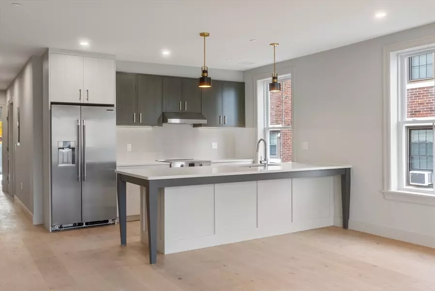 59 Spear #202, Quincy, MA 02169