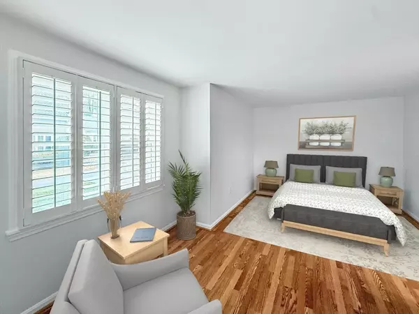 Easton, MA 02356,1 Whittier Ln #1