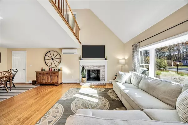 Sandwich, MA 02563,6 Southfield Ln