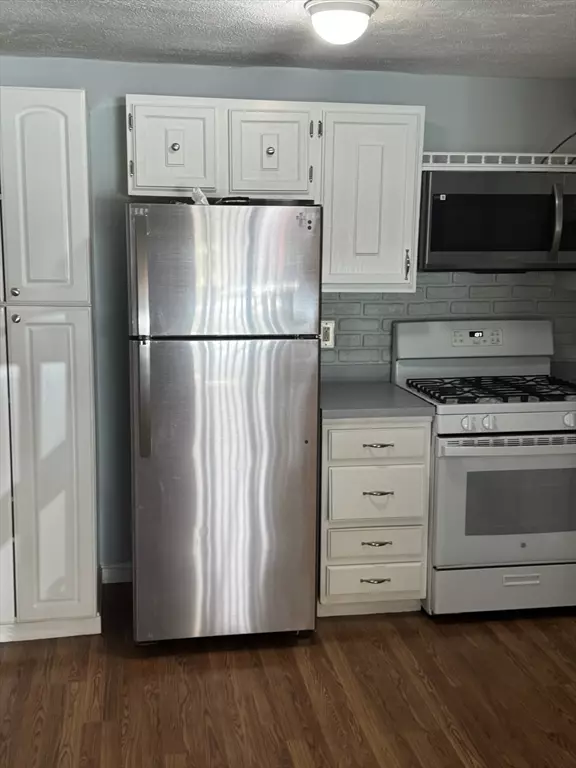 Billerica, MA 01821,7 Karen Circle #2