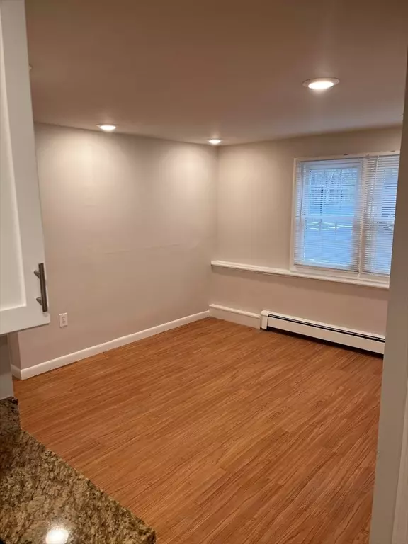 Acton, MA 01720,117 Central Street #E-03