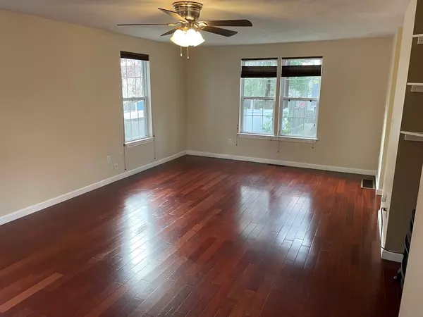 Marlborough, MA 01752,16 Bowstring Way