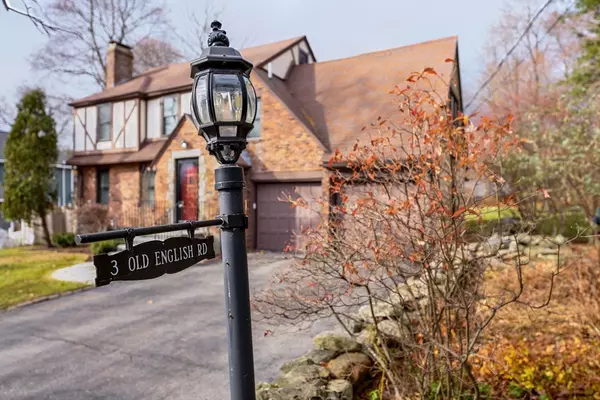 3 Old-English Road, Worcester, MA 01609