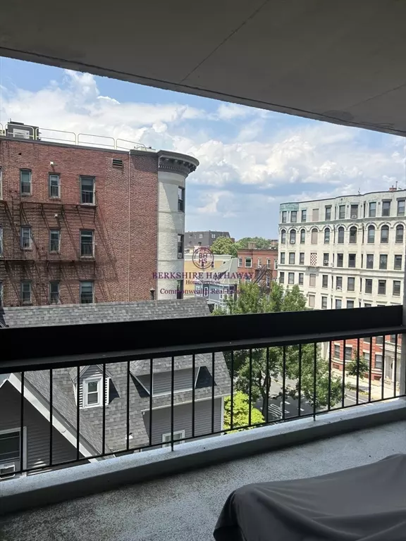 Cambridge, MA 02139,872 Massachusetts Ave #503