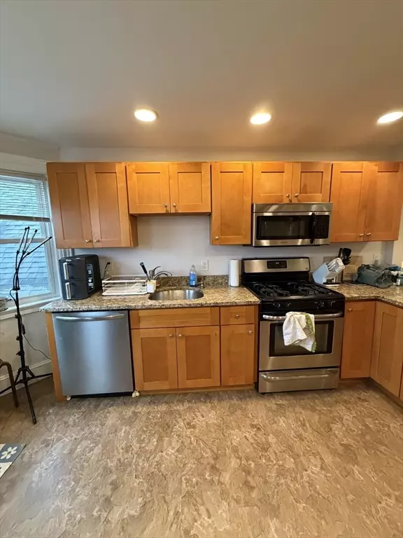 Abington, MA 02351,290 Adams Street #5