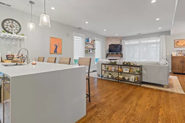 Boston, MA 02122,6 Ashland St #3