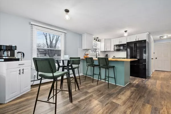 North Andover, MA 01845,57 Glenwood St