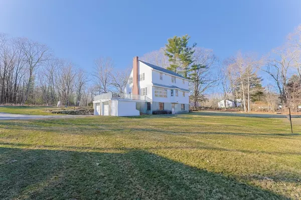 Upton, MA 01568,127 Glenview St