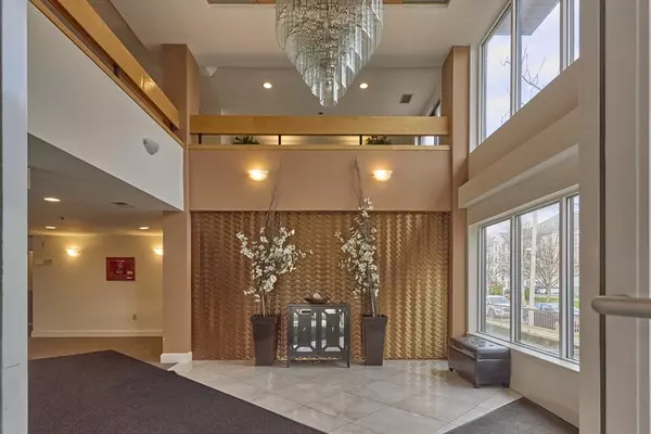 Medford, MA 02155,30 Revere Beach Parkway #204