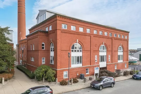 45 Main St #38, Wareham, MA 02571