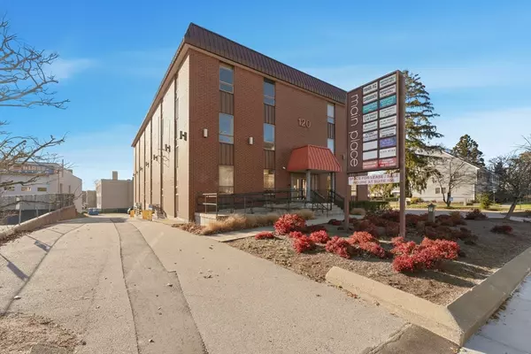 Attleboro, MA 02703,120 N Main St #204