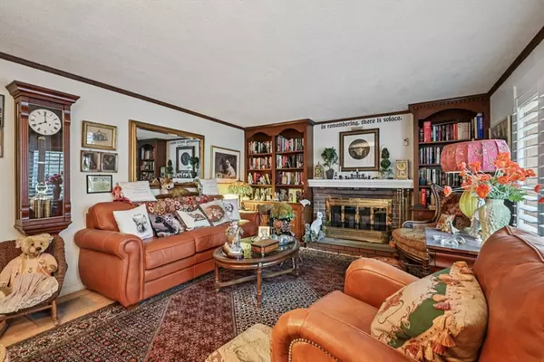 Billerica, MA 01821,91 Pond St