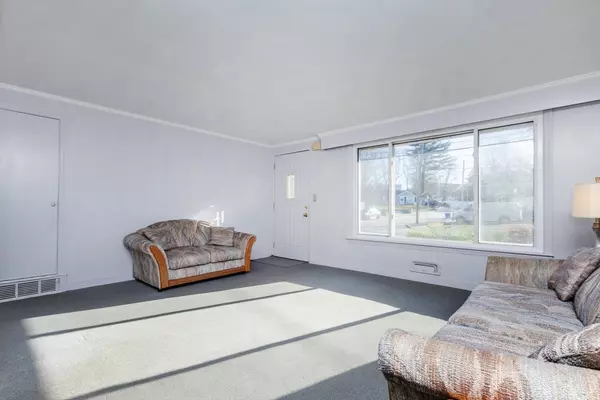 Braintree, MA 02184,29 Woodedge Ave